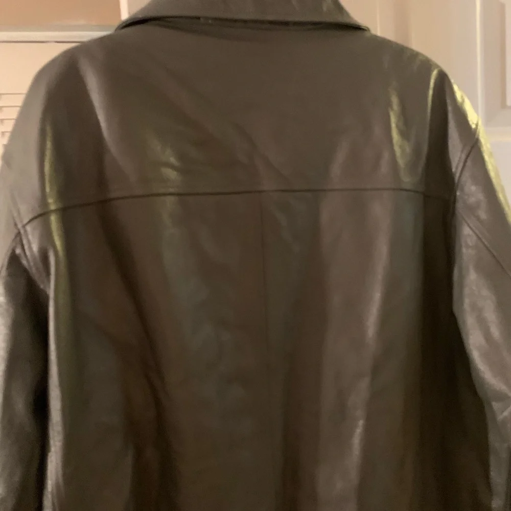NINE EAST MALE GRAY LEATHER JACKET.
